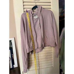 american eagle cropped hoodie
